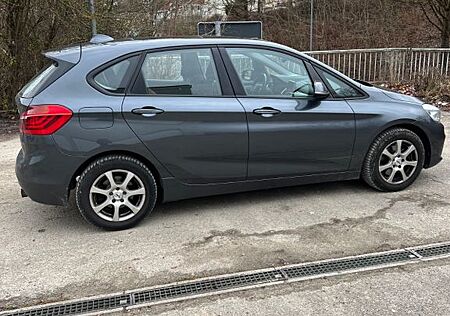 BMW 2er 220 Active Tourer , Automatik, AHK, TÜV, Sitzh