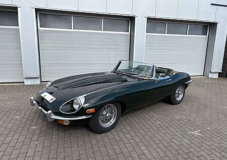 Jaguar E-Type 4.2 Roadster