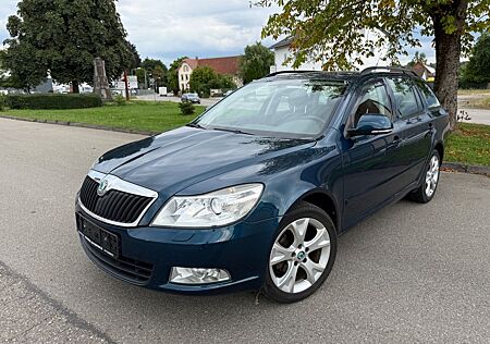 Skoda Octavia 1.4 TSI Elegance Schiebedach SHZ AHK PDC