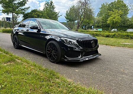 Mercedes-Benz C 250 AMG Line Autom. AMG Line