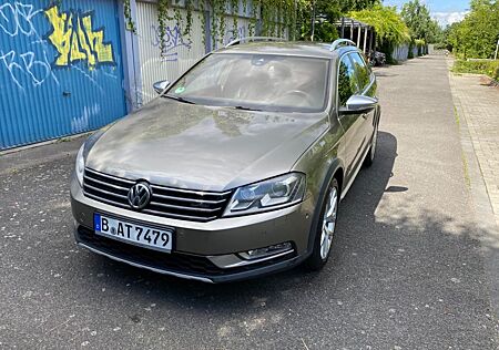 VW Passat Alltrack Volkswagen 2.0 TDI DSG 4MOT 125kW Alltr...