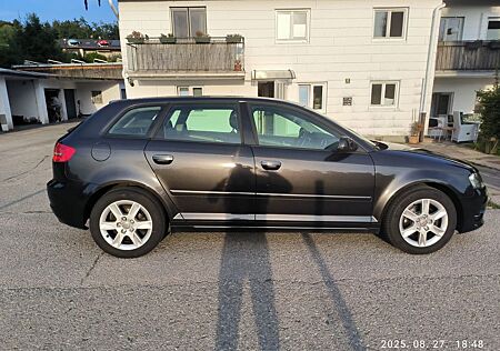 Audi A3 1.6 TDI (DPF) 66kW Ambiente Sportback Amb...