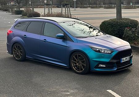 Ford Focus 2,0 ST Turnier
