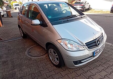 Mercedes-Benz A 160 Autotronic -