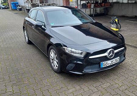 Mercedes-Benz A 180 A180 Progressive und Design