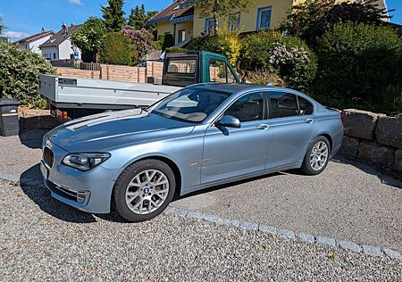 BMW Active Hybrid 7 ActiveHybrid7 / 740i LCI - Pressefahrzeug