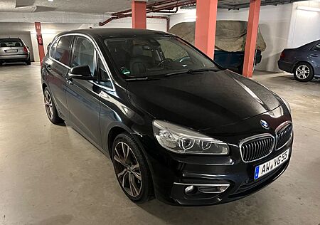 BMW 2er 220 Active Tourer 220d xDrive Steptronic Lux...