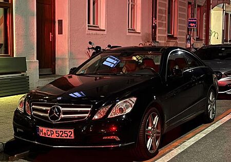 Mercedes-Benz E 500 Coupé ELEGANCE ELEGANCE