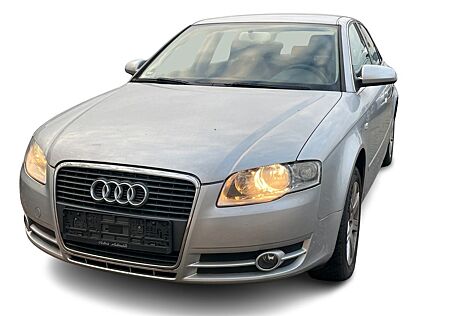 Audi A4 2.0 Business-Paket*Tempomat*SHZ*S-Heft*