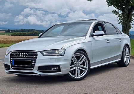 Audi S4 3.0 TFSI S tronic quattro, Leder, Xenon