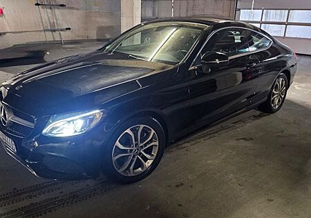 Mercedes-Benz C 220 d 4MATIC Autom. -