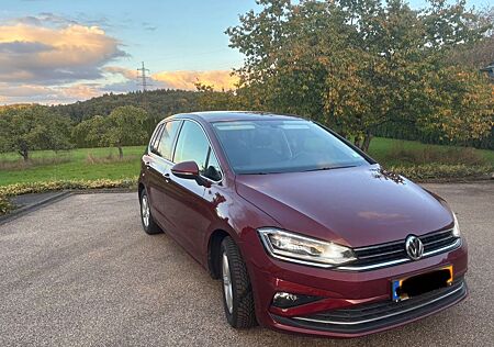 VW Golf Sportsvan Volkswagen 1.5 TSI ACT OPF 110kW DSG Hig...