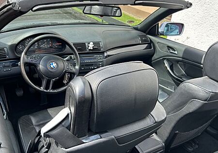 BMW 320Ci -
