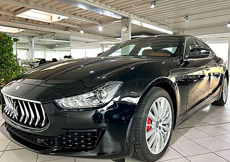 Maserati Ghibli 3.0 V6*Leder*Kam*Navi*Bi-Xenon*