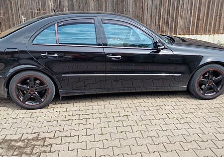Mercedes-Benz E 280 AVANTGARDE Avantgarde
