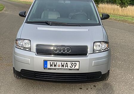 Audi A2 1.4 -16 Klimaautomatik* 1. Hand* HU/AU neu*