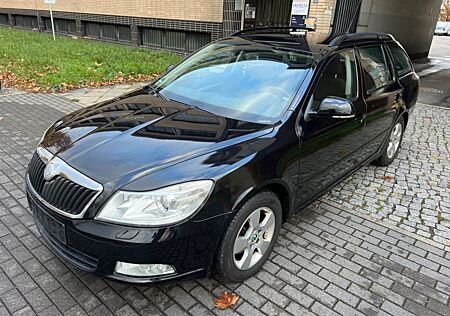 Skoda Octavia Combi 1.6 Ambiente *1.Hand*