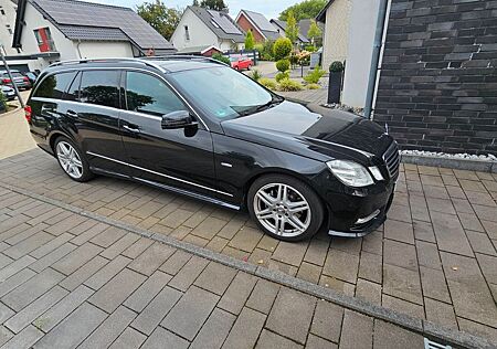 Mercedes-Benz E 350 CDI T BlueEFFICIENCY -