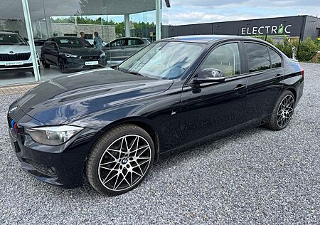 BMW 318 D Lim.M Paket Leder,Klimaautomatik,Navi,Alus