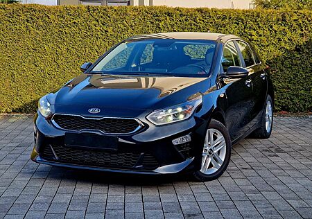 Kia Cee'd Ceed 1.6 CRDi Hybrid DCT Autom. (Navi, Kamera)
