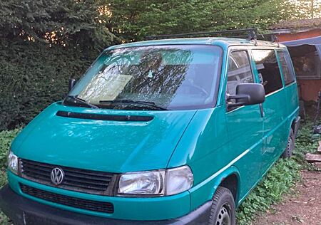 VW T4 Caravelle Volkswagen 2.0 Kat Standard
