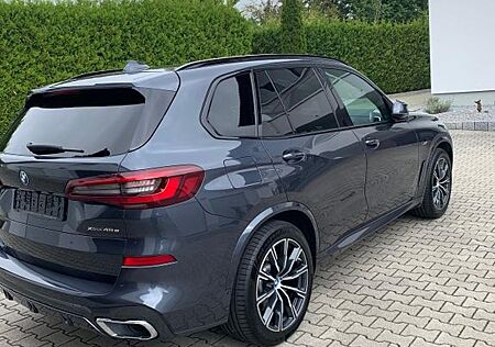BMW X5 xDrive45e -