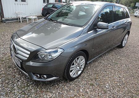 Mercedes-Benz B 180 CDi AUTOMATiK--NAVi--AHK