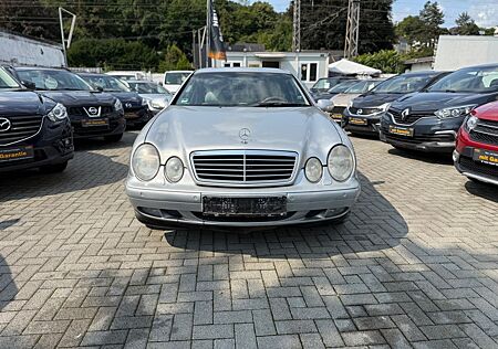 Mercedes-Benz CLK 200 ELEGANCE/ Kamera/Leder/ memory sitze/SH