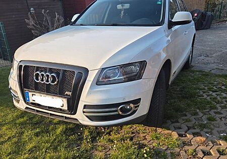 Audi Q5 2.0 TDI DPF S tronic quattro -