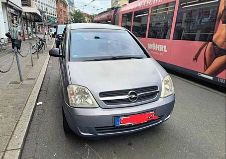 Opel Meriva 1.6 -