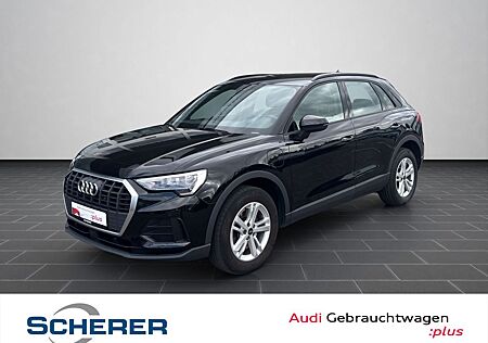 Audi Q3 45 TFSI e S tronic SHZ LED RFK