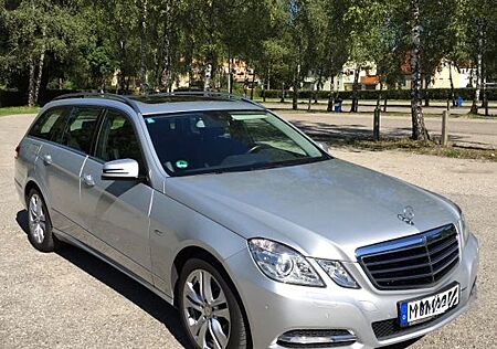 Mercedes-Benz E 250 CDI 4MATIC T B.E. AVANTGARDE Aut. AVAN...