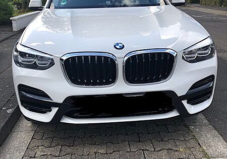 BMW X3 xDrive20i ADVANTAGE AT ADVANTAGE