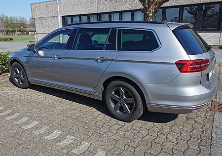 VW Passat Variant Volkswagen 2.0 TDI SCR DSG Variant -