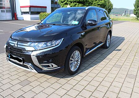 Mitsubishi Outlander PHEV 2.4 Plus Intro, +AHK, Scheckheft
