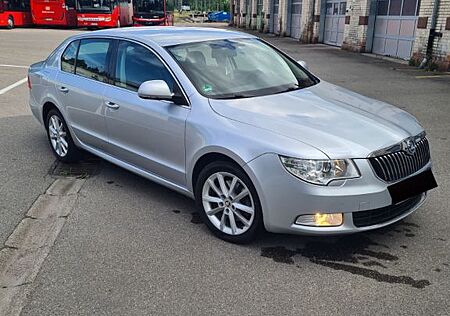 Skoda Superb 1.8 TSI 8X BEREIFT