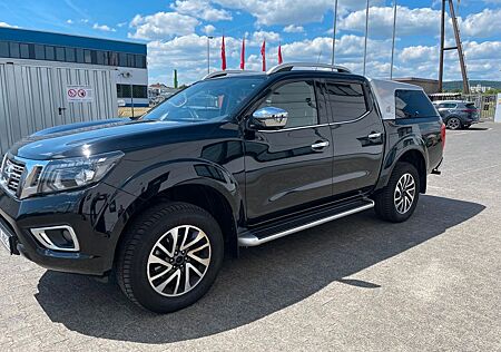 Nissan Navara NP 300 2.3 TEKNA Double Cab 4x4 AHK Hardcase