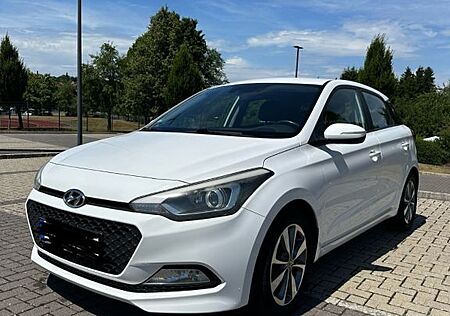 Hyundai i20 1.2 INTRO EDITION INTRO EDITION