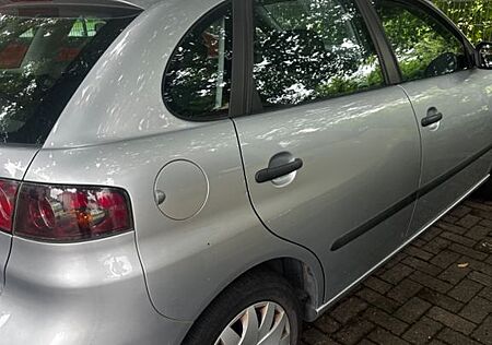 Seat Ibiza 1.4 16V 63kW TÜV Neu
