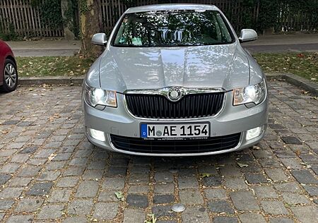 Skoda Superb 2.0 TDI 125kW DSG Elegance Elegance