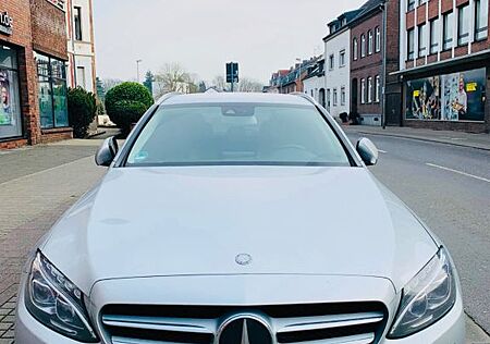 Mercedes-Benz C 220 d AVANTGARDE Autom. Bluetec