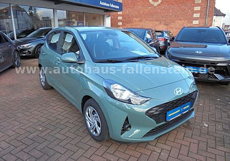 Hyundai i10 1.0 1.0 Comfort Automatik, Navi