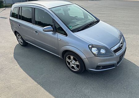 Opel Zafira B 1.6 7.Sitze/Zahnriemen gemacht/AHK/Klim