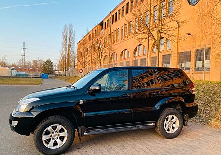 Toyota Land Cruiser 3.0 D-4D Automatik -