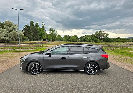 Ford Focus Tunier 1,5 EcoBoost 134kW ST-Line
