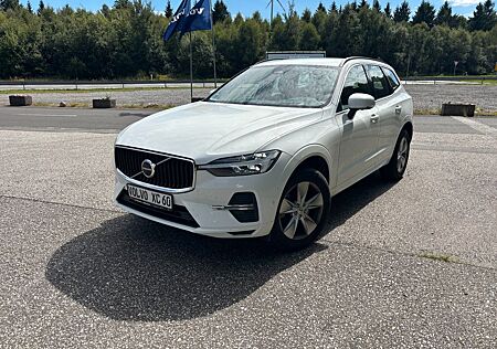 Volvo XC 60 B4 Momentum 2WD, NAVI, Automatic, Tel. SH,