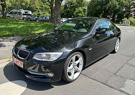 BMW 320d Coupe *LEDER - NAVI - SHZ - XENON*