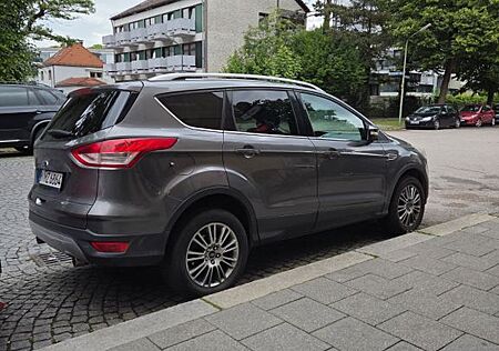 Ford Kuga 2,0 TDCi 4x4 120kW Individual PowerShif...