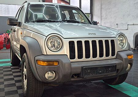 Jeep Cherokee Sport 2.8 CRD Autom. Sport