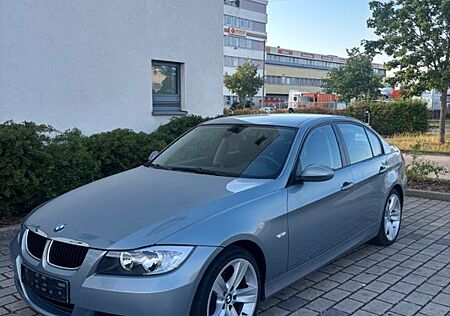 BMW 318i -